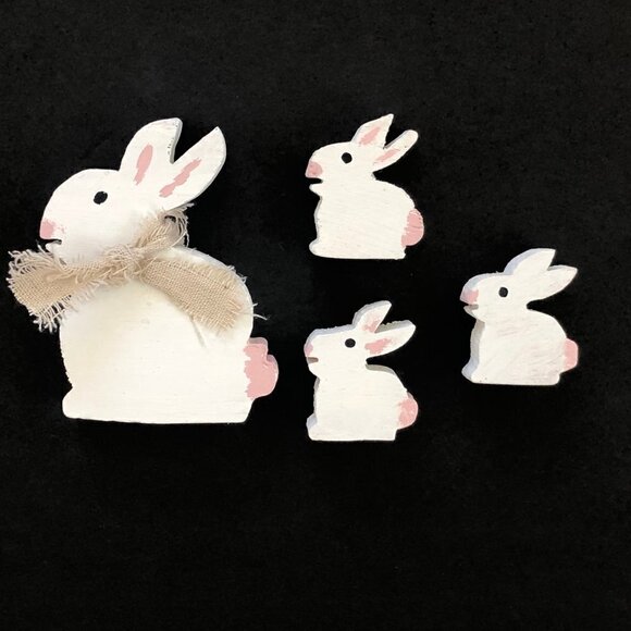 4 Wooden Bunny Figures Mama & Babies Handmade - Picture 2 of 6